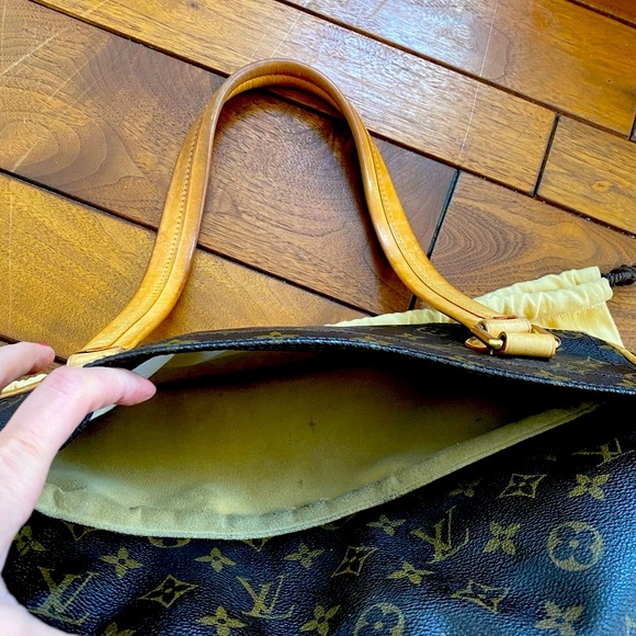 Louis Vuitton Monogram Bag - Picture 11 of 12